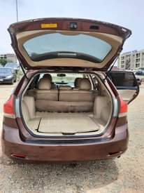 A picture of 2010 TOYOTA VENZA