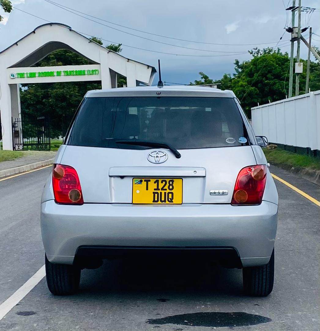 A picture of TOYOTA UST