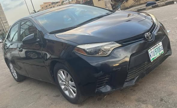 A picture of Corolla 2014 Engine Gear and Ac are perfectly going 7m