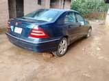 A picture of 04 Mercedes C300