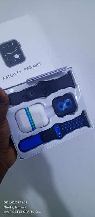 A picture of SMART WATCH