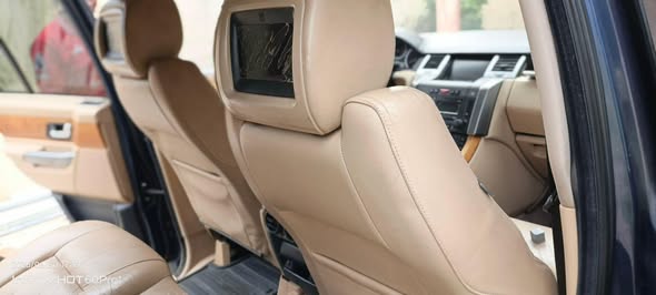 A picture of Range Rover