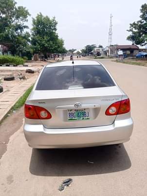 A picture of 2004 Toyota Corolla Corolla 2004 547