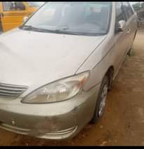A picture of Toyota Camry 04 engine and gear perfect ok ac chilling