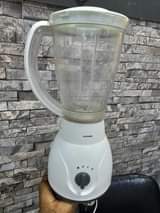 A picture of ZOOM USED ITEMS NAUZA BIDHAA MBALIMBALI NAPATIKANA SHEKILANGO MKOANI NATUMA