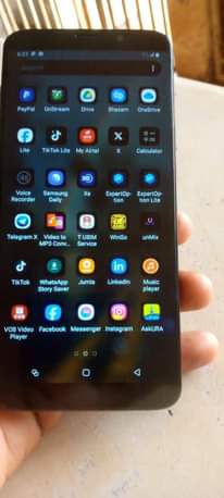 A picture of Samsung S9 