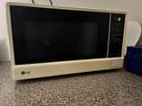 A picture of Microwave