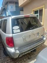 A picture of Honda pilot very clean