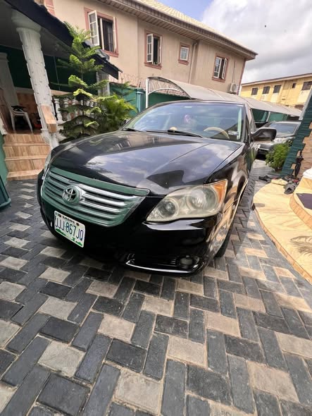 A picture of Quick sales of 2008 Toyota Avalon