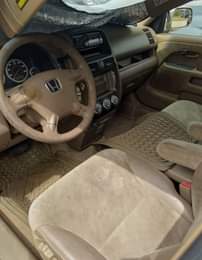 A picture of 2003 04 Honda CRV model