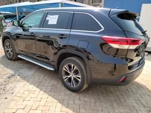 A picture of 2016 Toyota Highlander XLE foreign 26M Abuja deal 08132662602