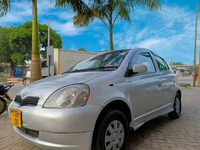A picture of TOYOTA Allex