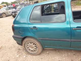 A picture of 2000 Volkswagen Golf 3