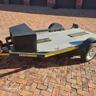 CARS,BAKKIES,BIKES A.