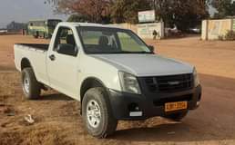 classifieds/cars isuzu