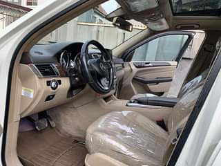 A picture of REGISTERED Mercedes Benz ml350 2014 Upgraded to Gle350 Park ssis