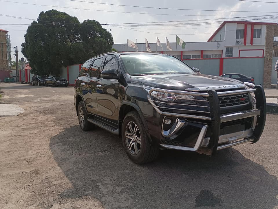 A picture of Toyota Fortuner 2021