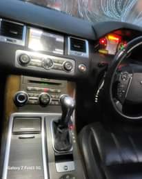 A picture of Range rover 2010 3.0cc diesel engine call 0758965942 price 65m