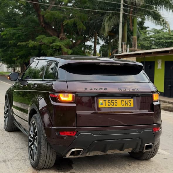 A picture of RANGE ROVER EVOQUE