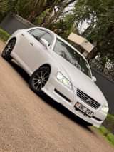 A picture of Toyota mark x