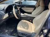 A picture of TOYOTA AVALON 2020