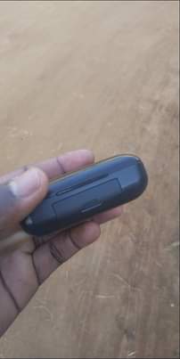 A picture of Original ear buds for sale
