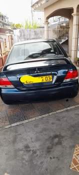 mitsubishi lancer