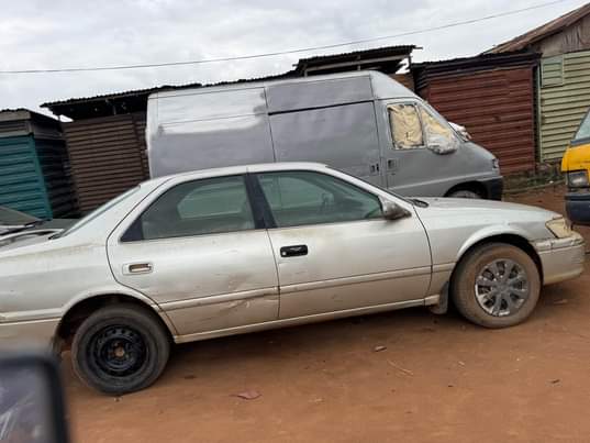 A picture of V6 Lovers This is for u..Toyota Camry 2000model
