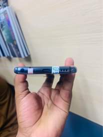 A picture of Lg g7thinQ gb 64 ram gb4