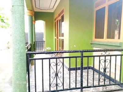 A picture of House