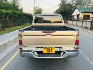 A picture of TOYOTA HILUX PICK UP