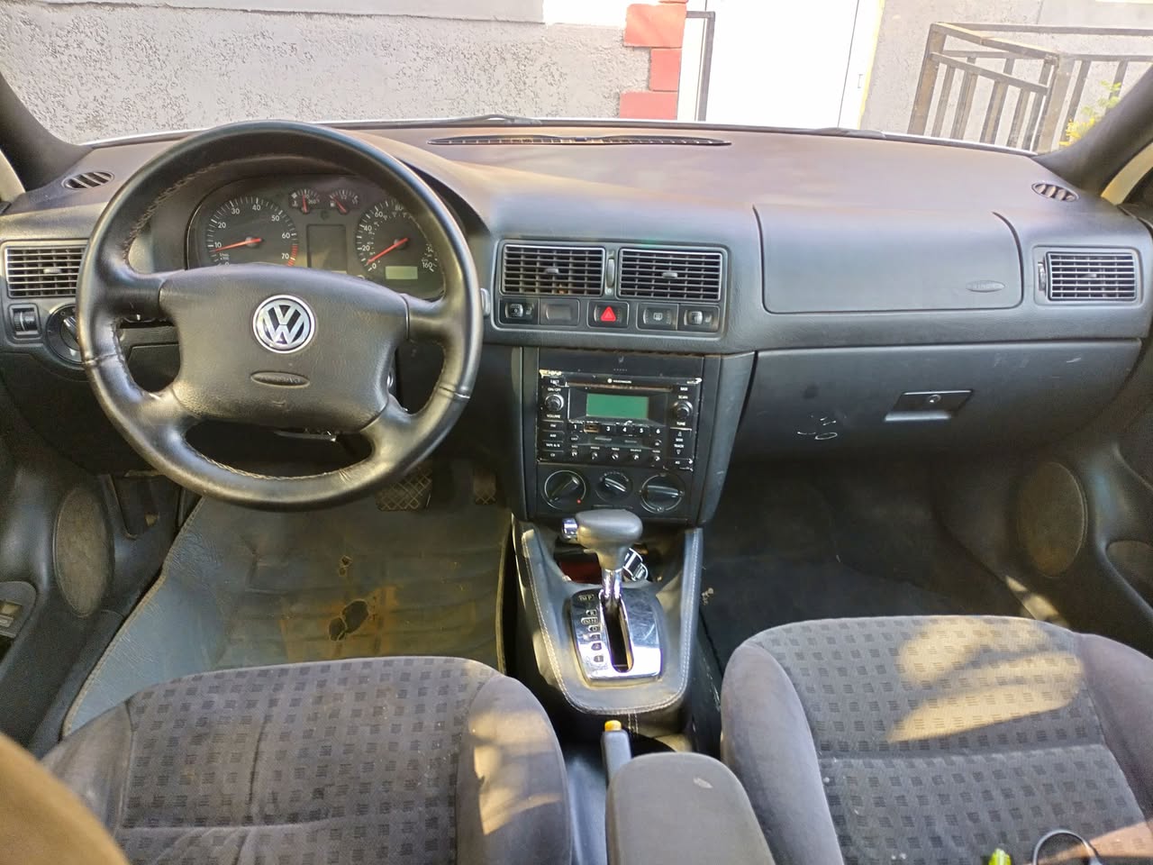A picture of golf 4.
