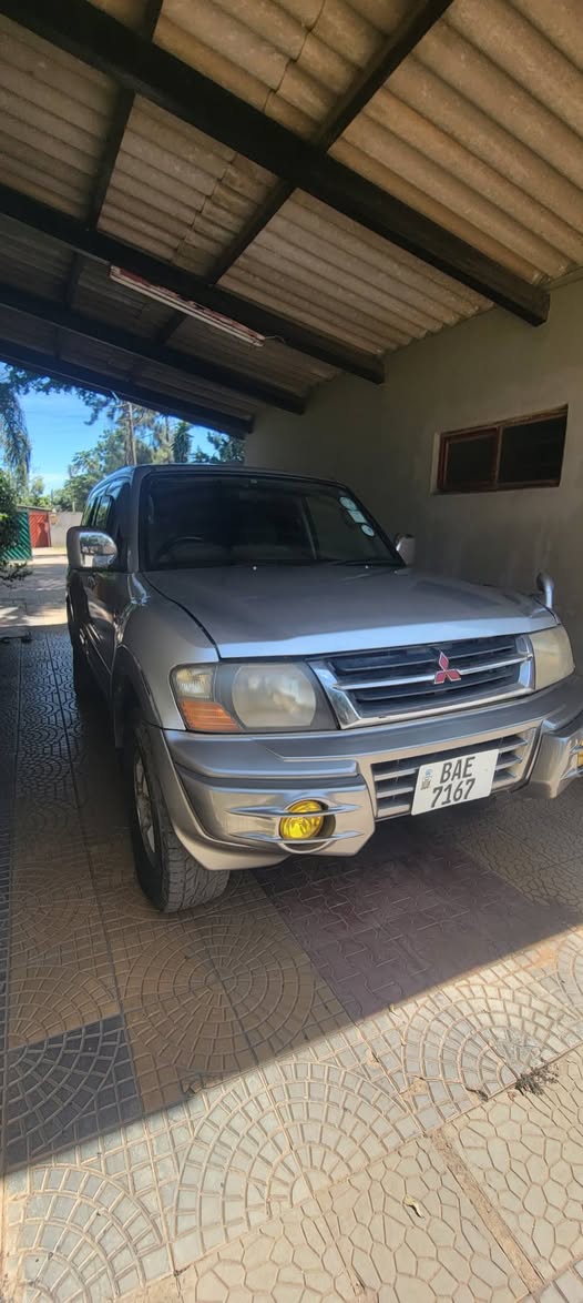 used mitsubishi pajero