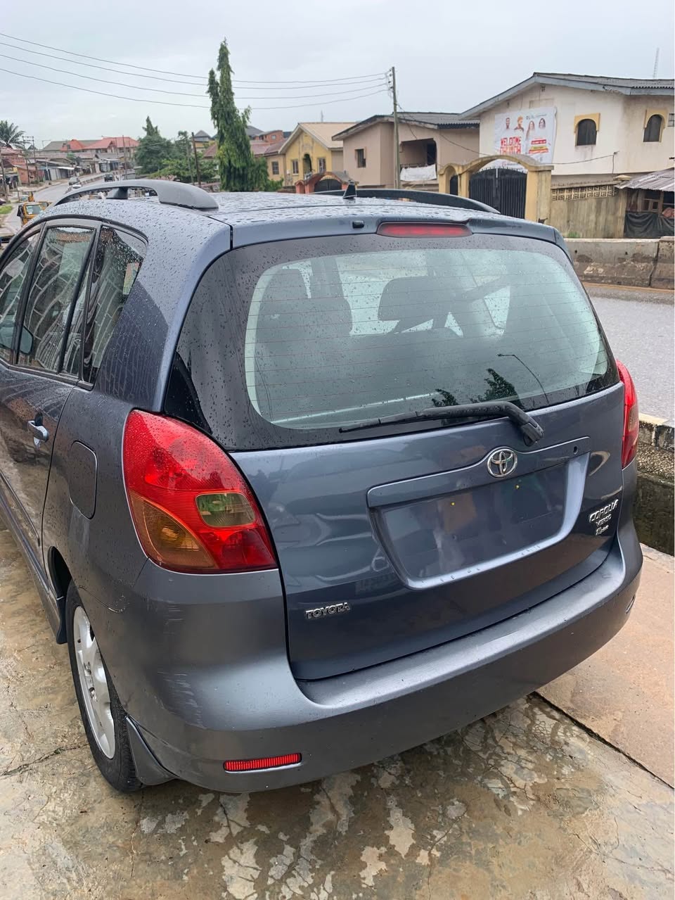 A picture of Foreign use Toyota Corolla verso