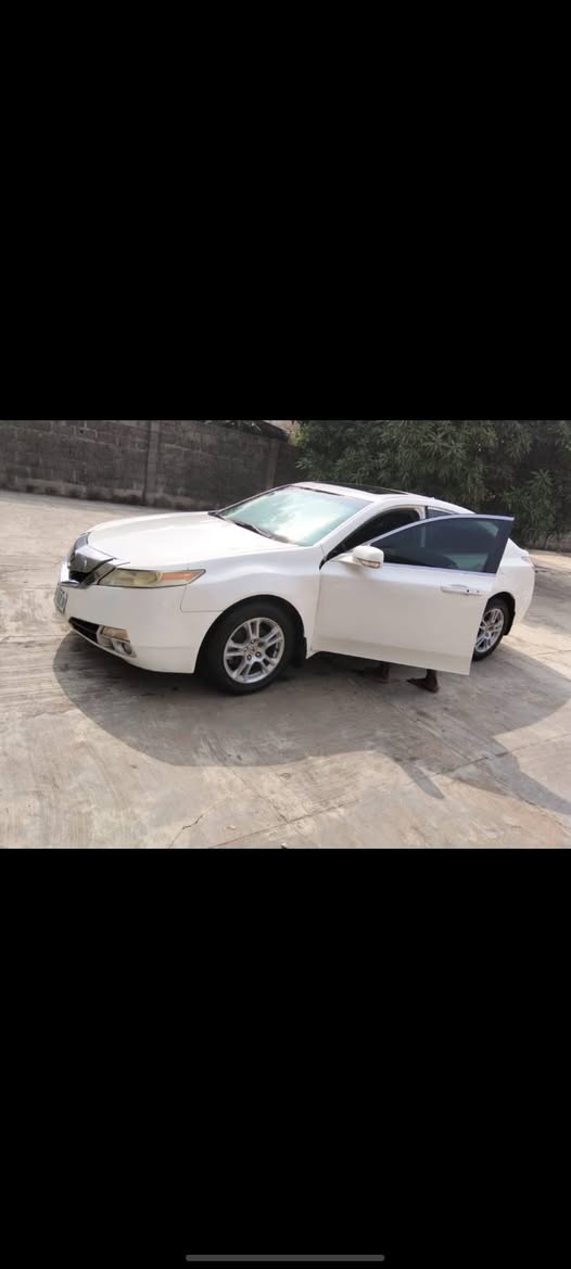 A picture of Acurra tL auto v6 2010