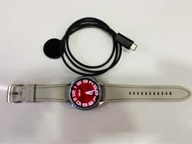A picture of Samsung galaxy watch6 43mm gps at only 700 000 Call