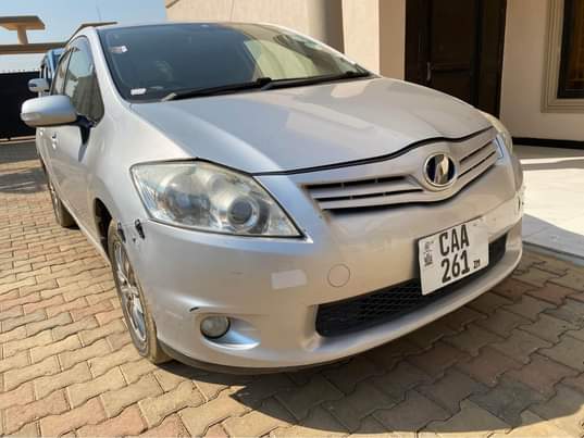 A picture of Auris 2010 for sale