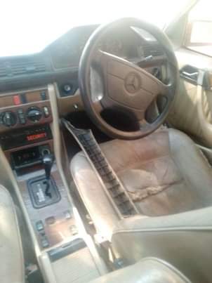 classifieds/cars mercedes
