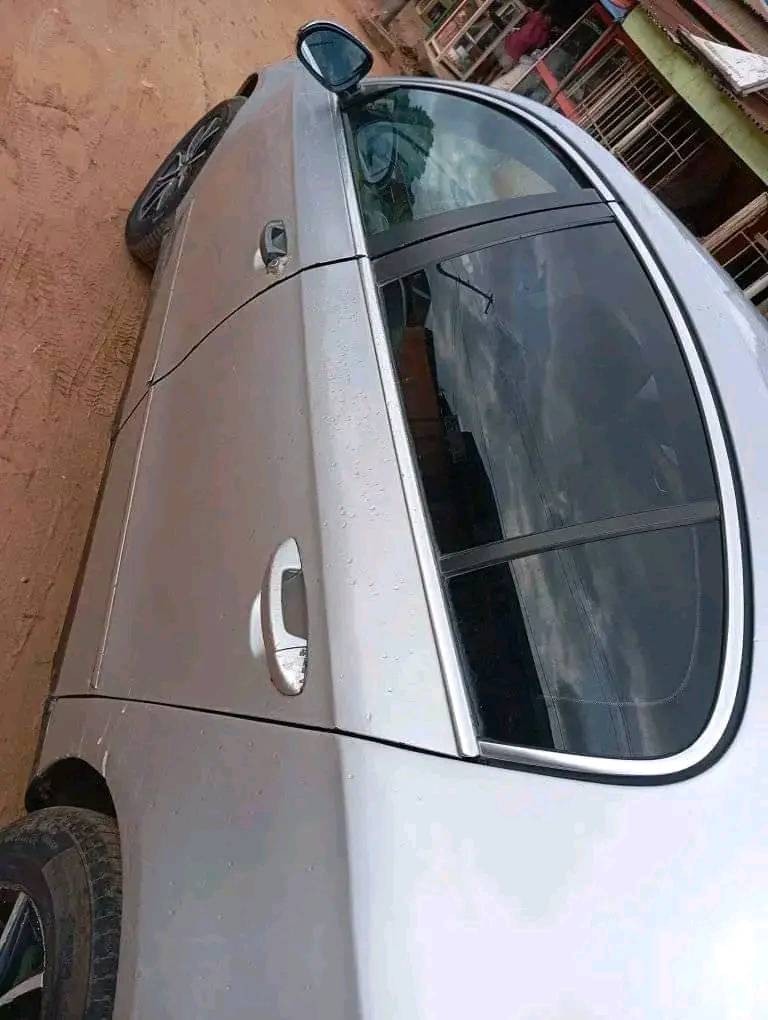 A picture of Volkswagen Passat FSI 2008