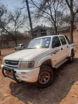 used toyota hilux