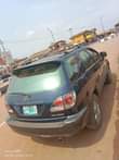 A picture of Lexus Rx 300 2003