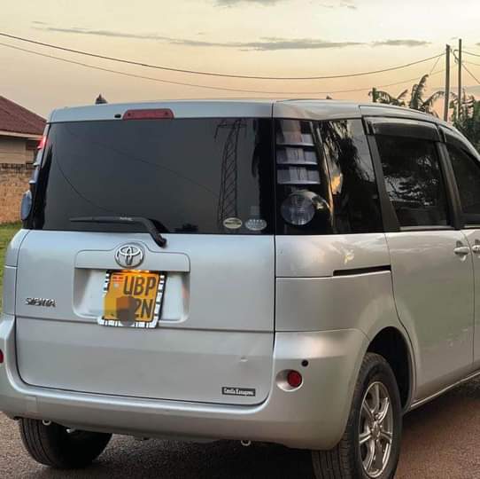 A picture of 25m negotiable installments allowed call 0705027609