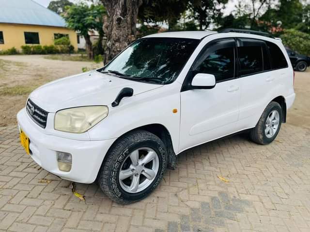 A picture of Rav4 kilitime 0714058883