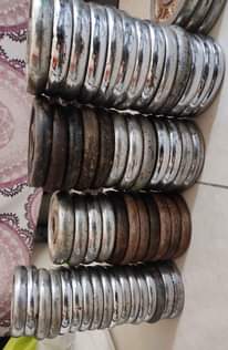 A picture of Weights for Gym Only Serious buyers Watsup me on 66805393