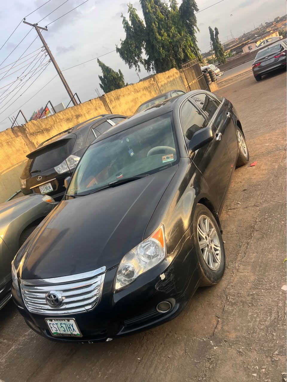 A picture of Toyota Avalon 2007 limited edition thump start