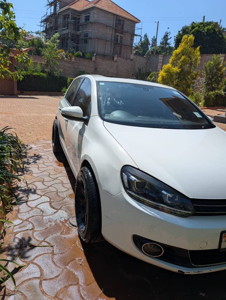 A picture of Golf 6