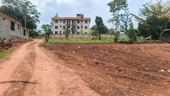 A picture of New estate in namungongo sonde 12decimals selling it at 73m
