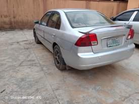 A picture of Honda civic 2003model 08029627163