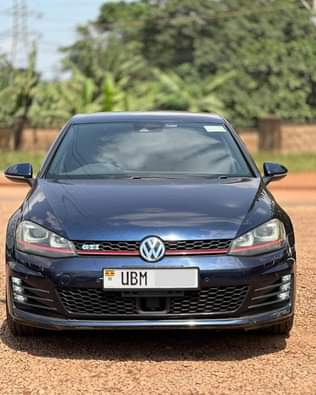 A picture of VOLKSWAGEN GTI 2016