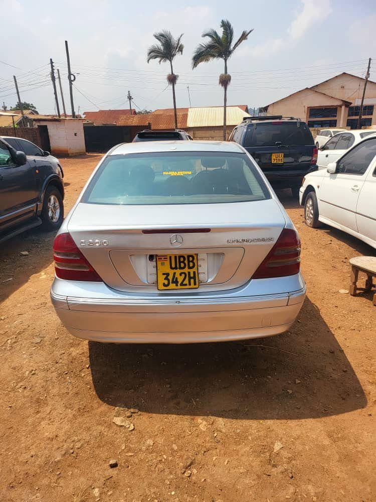 A picture of Mercedes benz